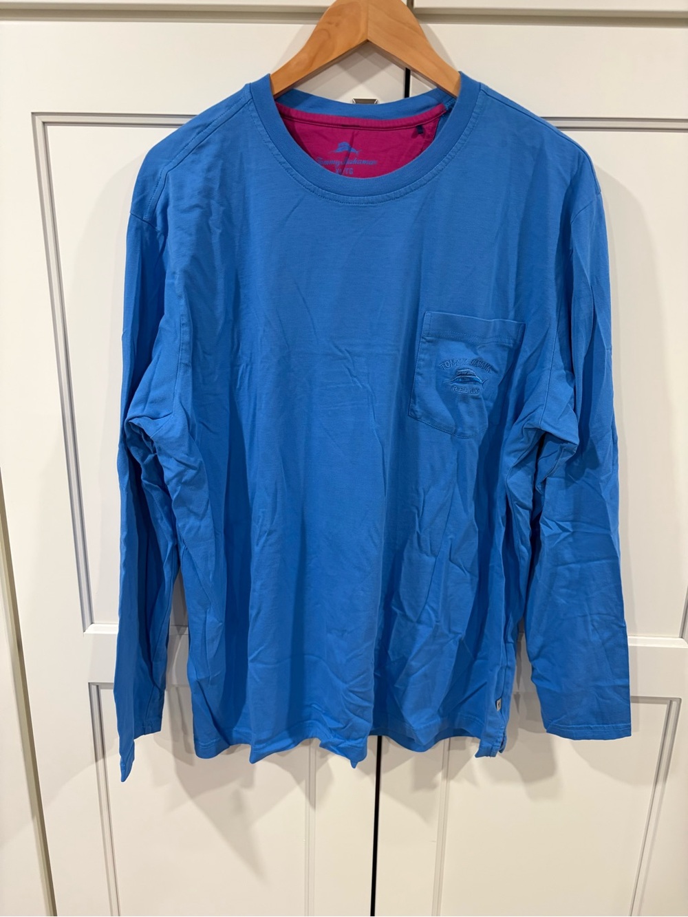 Tommy Bahama Long-Sleeve Pocket Tee in Bright Blue